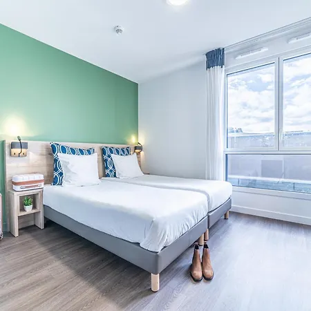 Break & Les Carmes Dechaux Apart-hotel