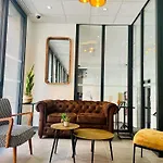 Break & - Les Carmes Dechaux Aparthotel