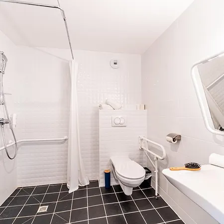 Break & Les Carmes Dechaux Lejlighedshotel 3*