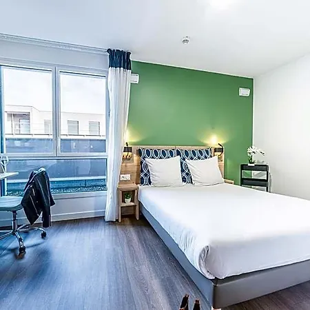 Break & - Les Carmes Dechaux Aparthotel 3*
